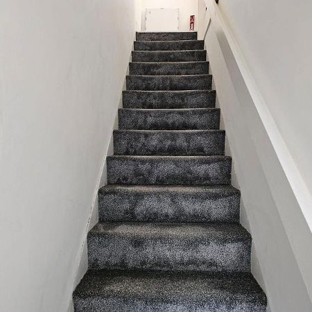 Modern & Stylish 1 Bedroom Flat In Bridgend Town Εξωτερικό φωτογραφία